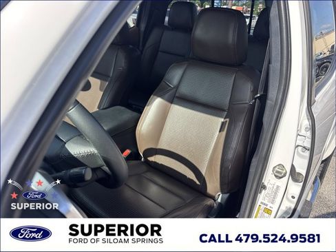 Used 2019 Toyota Tacoma Limited AWD/4WD image 20