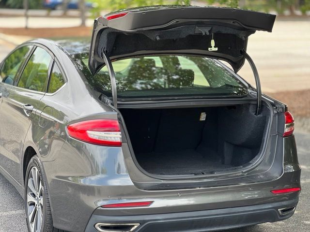 Used 2019 Ford Fusion SE AWD/4WD image 40