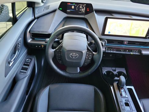 Certified 2024 Toyota Prius Limited image 35