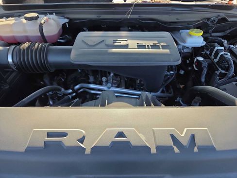 Used 2025 RAM 1500 Big Horn AWD/4WD image 17