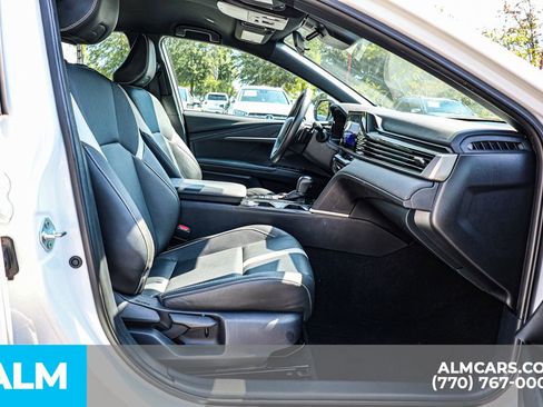 Used 2025 Toyota Camry SE image 21