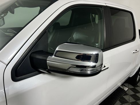 Used 2019 RAM 1500 Laramie image 12