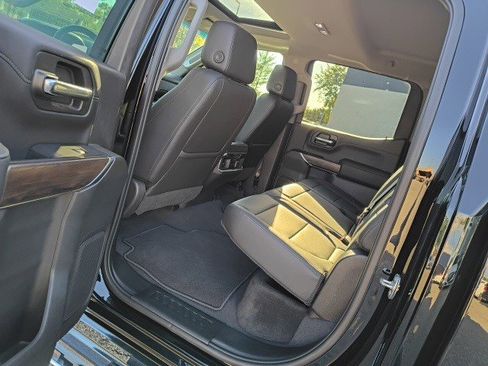 Used 2019 GMC Sierra 1500 SLT w/ SLT Premium Plus Package image 15