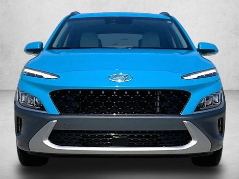Used 2022 Hyundai Kona Limited FWD image 3