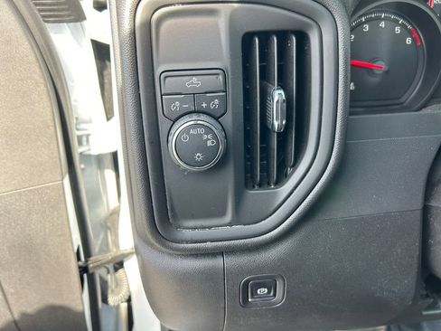 Used 2025 Chevrolet Silverado 1500 W/T RWD image 21