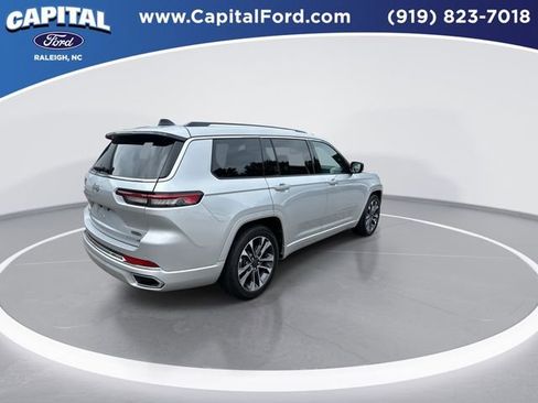 Used 2024 Jeep Grand Cherokee L Overland w/ Trailer Tow Package image 8