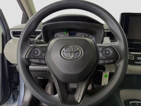 Used 2023 Toyota Corolla LE FWD image 13