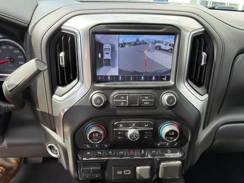 Used 2019 Chevrolet Silverado 1500 LTZ w/ LTZ Premium Package AWD/4WD image 30