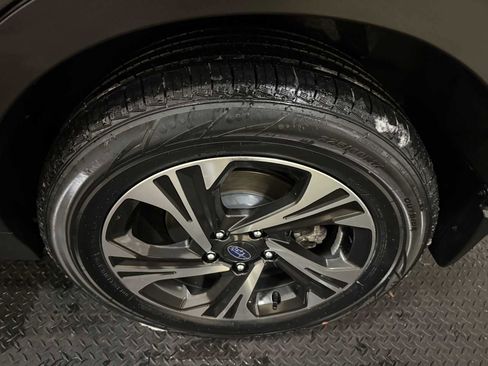 Certified 2024 Subaru Crosstrek 2.0i Premium image 9