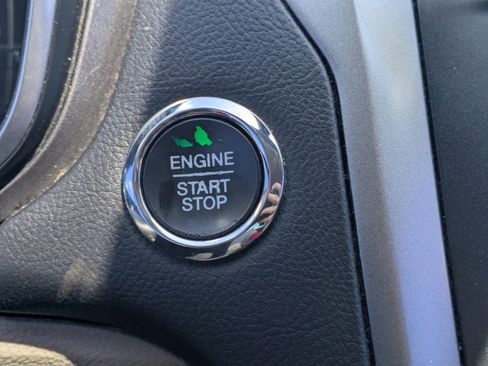 Certified 2020 Ford Fusion SE FWD image 29