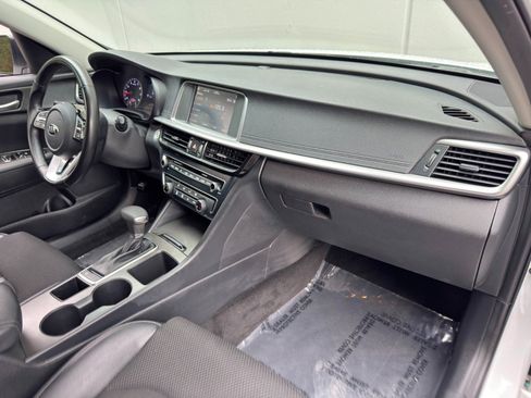 Used 2020 Kia Optima S FWD image 13