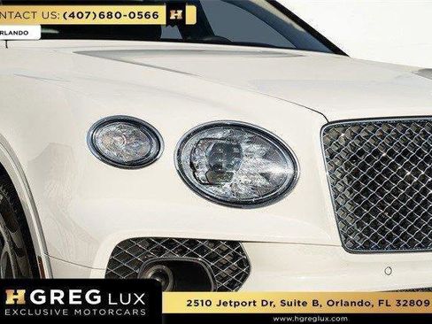 Used 2022 Bentley Bentayga AWD/4WD image 9