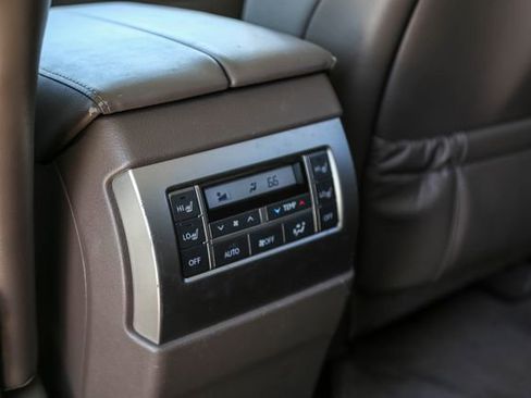 Used 2016 Lexus GX 460 w/ Premium Package AWD/4WD image 16
