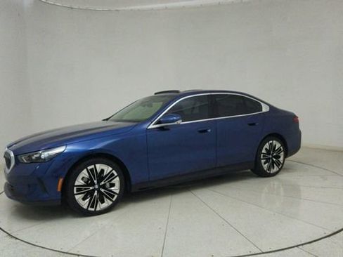 Used 2026 BMW 530i xDrive image 65