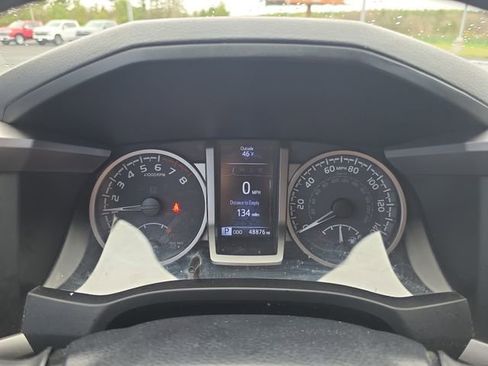 Used 2021 Toyota Tacoma SR5 image 17