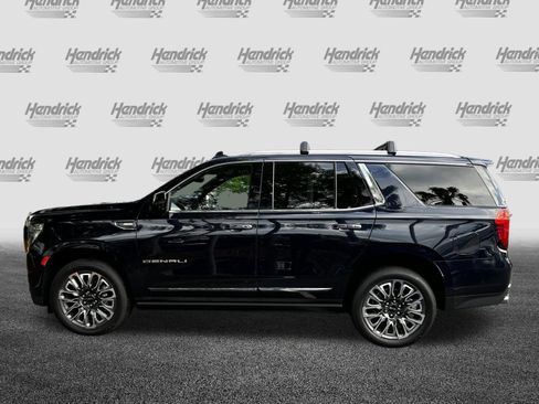 Used 2023 GMC Yukon Denali Ultimate AWD/4WD image 6