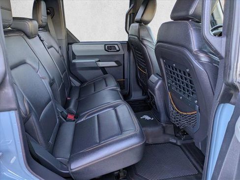 Used 2021 Ford Bronco Badlands image 19