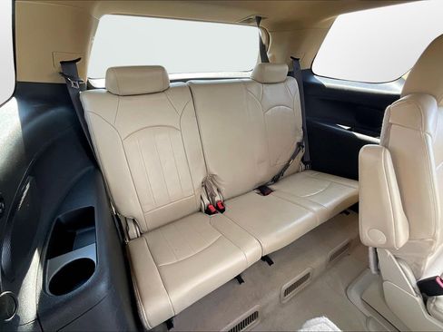 Used 2011 GMC Acadia SLT image 20