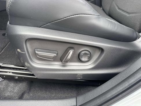 New 2026 Toyota C-HR AWD/4WD image 11