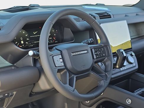 New 2026 Land Rover Defender 110 Trophy Edition AWD/4WD image 18