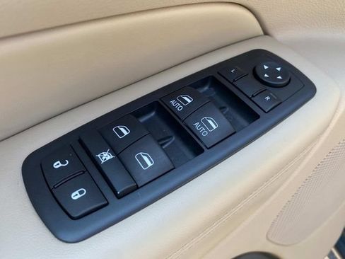 Used 2015 Jeep Grand Cherokee Limited RWD image 13