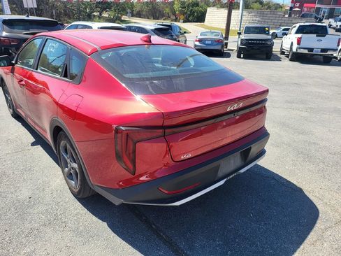 Used 2025 Kia K4 LXS image 5