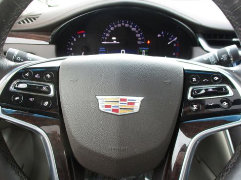 Used 2016 Cadillac XTS Luxury w/ Driver Awareness Package image 16