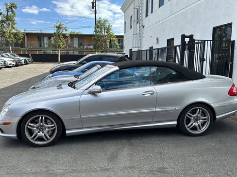 Used 2005 Mercedes-Benz CLK 55 AMG Cabriolet image 1