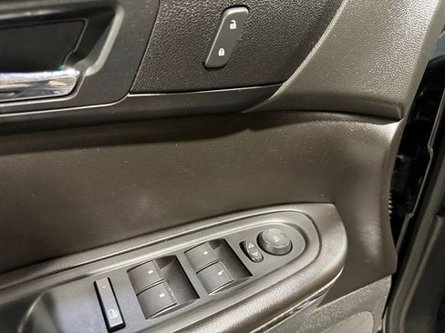 Used 2015 GMC Acadia SLT w/ Open Road Package image 23