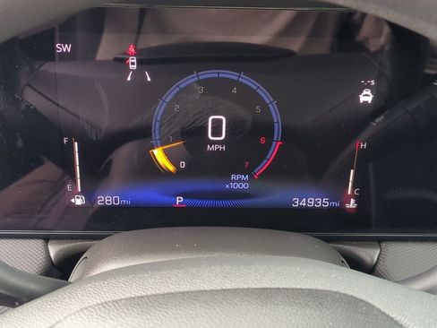Used 2025 Chevrolet TrailBlazer LT FWD image 14