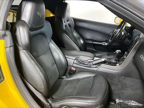 Used 2012 Chevrolet Corvette Grand Sport w/ 4LT Preferred Equipment Group RWD image 7