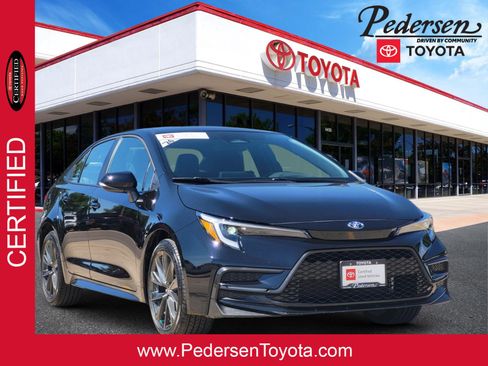 Certified 2026 Toyota Corolla SE FWD image 1