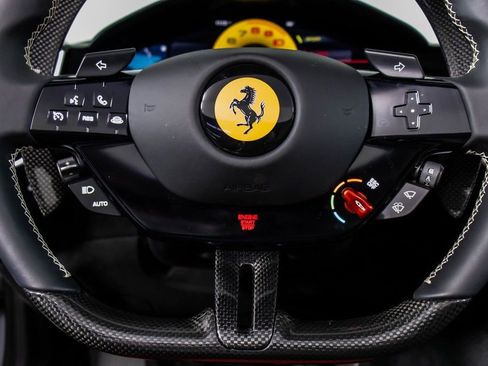 Certified 2025 Ferrari Roma Spider RWD image 39