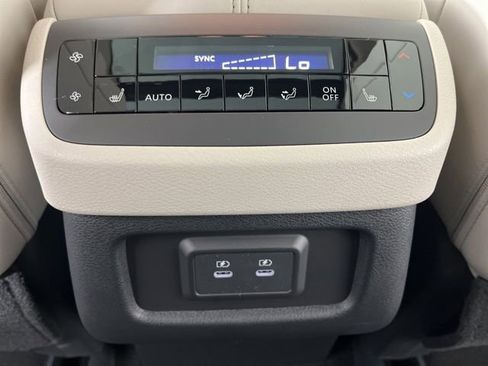 New 2026 Nissan Pathfinder SL w/ SL Premium Package image 46