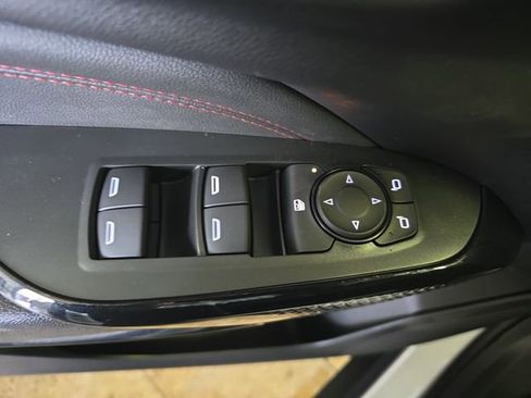 New 2026 Chevrolet Trax RS w/ Sunroof Package FWD image 27