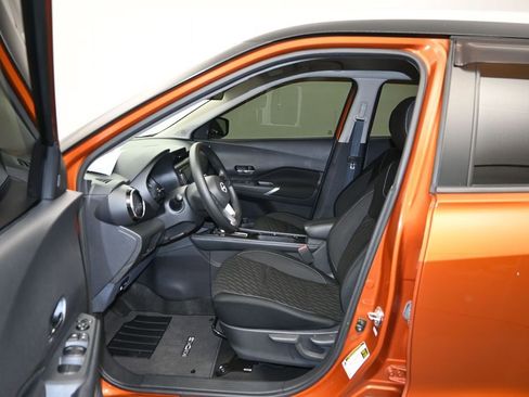 Used 2022 Nissan Kicks SV FWD image 19