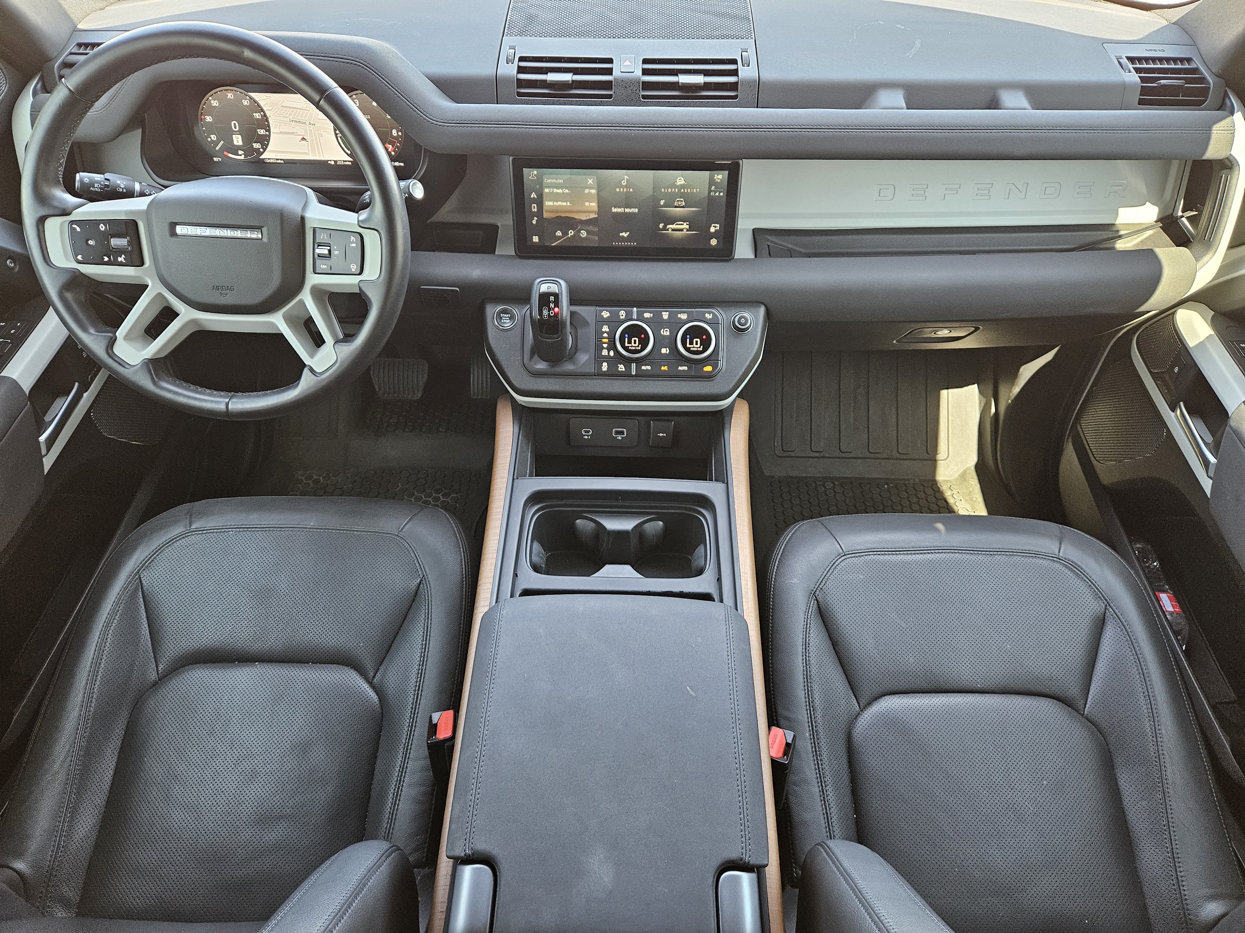Used 2023 Land Rover Defender 110 S AWD/4WD image 25