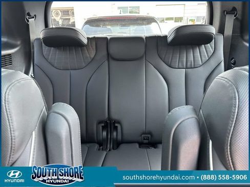Certified 2024 Hyundai Palisade Limited AWD/4WD image 13