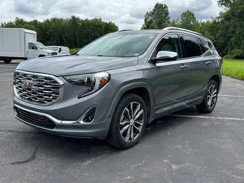 Used 2019 GMC Terrain Denali AWD/4WD image 3