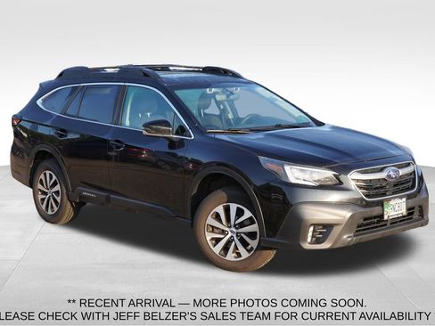 Used 2020 Subaru Outback Premium AWD/4WD image 1