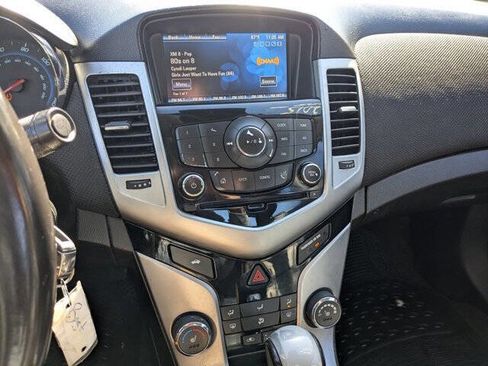 Used 2015 Chevrolet Cruze LT w/ RS Package image 21