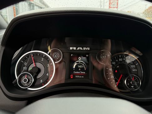 Used 2024 RAM 3500 Tradesman w/ Convenience Group image 43