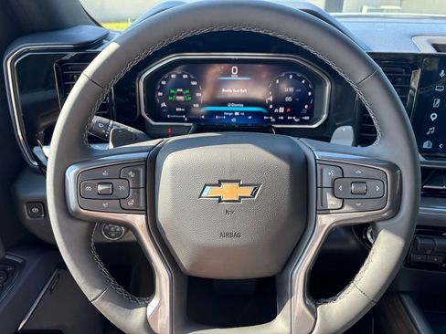 Used 2026 Chevrolet Silverado 1500 High Country AWD/4WD image 27