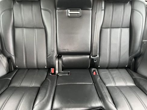 Used 2016 Land Rover Range Rover Supercharged AWD/4WD image 37