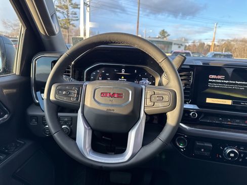 New 2026 GMC Sierra 1500 Elevation image 13