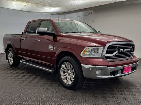 Used 2018 RAM 1500 Laramie Longhorn image 7