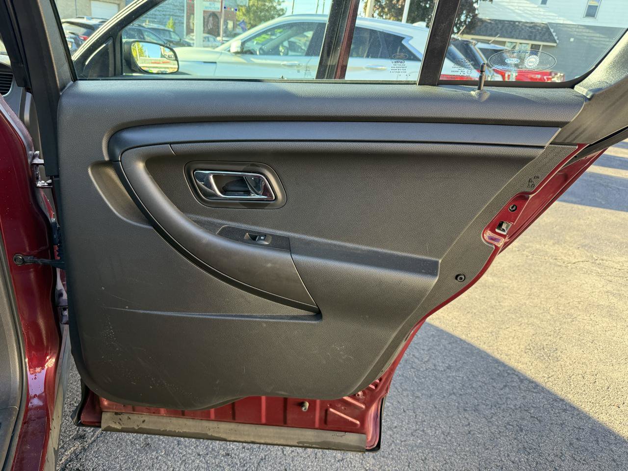 Used 2015 Ford Taurus Police Interceptor FWD image 24