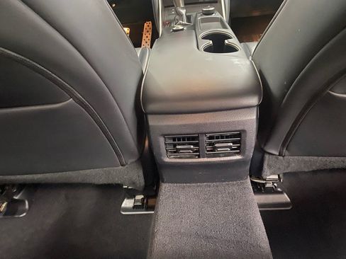 Used 2018 Lexus IS 300 AWD image 36