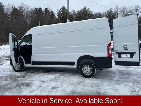 Used 2023 RAM ProMaster 2500 image 16