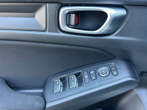 Used 2024 Honda Civic Sport image 11